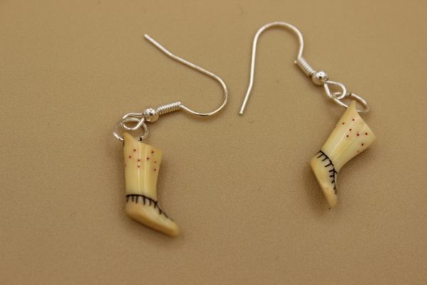 Kamik Earrings by Isabelle Kridluar from Repulse Bay/Naujaat