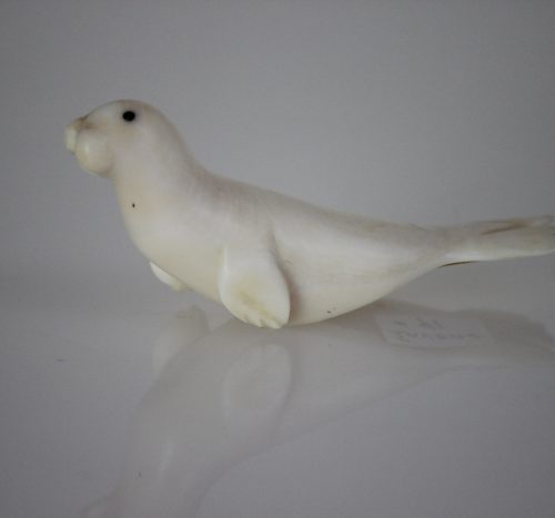 Ivory Walrus by Jelina from Repulse Bay / Naujaat