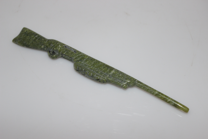 Rifle by Isaaci Petaulassie from Kinngait/Cape Dorset