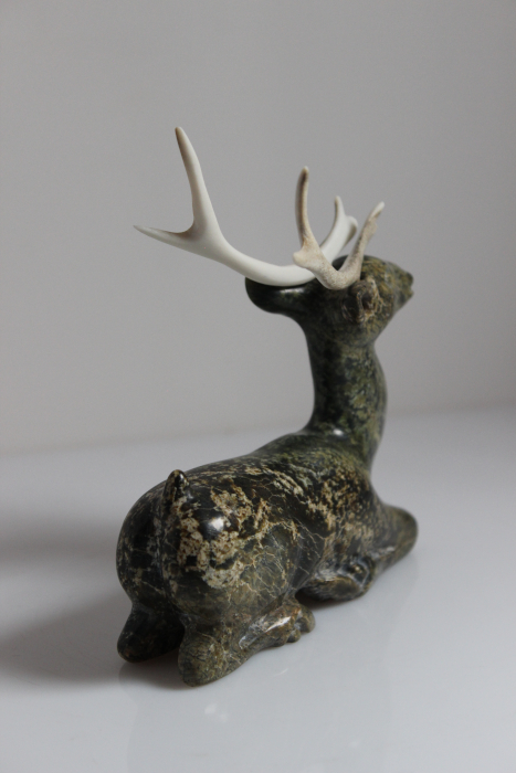 Kneeling Caribou by Sangani Osuitok from Kinngait - Cape Dorset