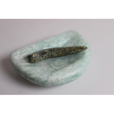 Kudliq by Tapaungai Qatsiya from Cape Dorset-Kinngait
