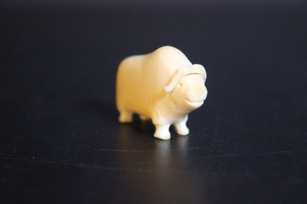 Miniture Muskox by Mark Tungilik from Repulse Bay - Naujaat